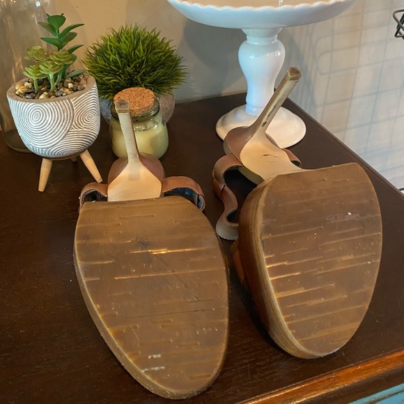 Calvin Klein tan platform heels - Picture 10 of 10